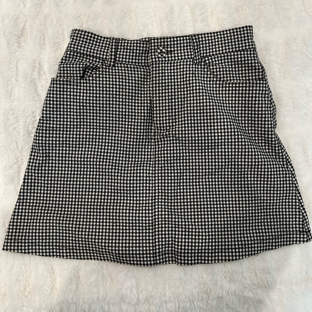 Brandy Melville Mini Skirt 🖤🤍